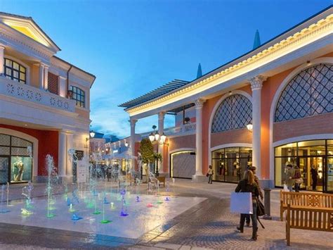 outlet prada castel romano|designer outlet rome italy.